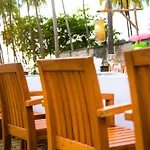 Villa Thalanena By The Beach
