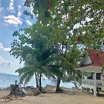 Triangle Lodge