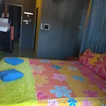 Let It Bee Econo Hostel