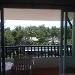 Lanta Longbeach Apartment