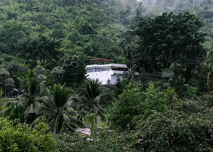 Swiss Valley Hip Resort