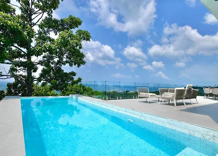 New La Vida Villa 270° Rooftop Seaview