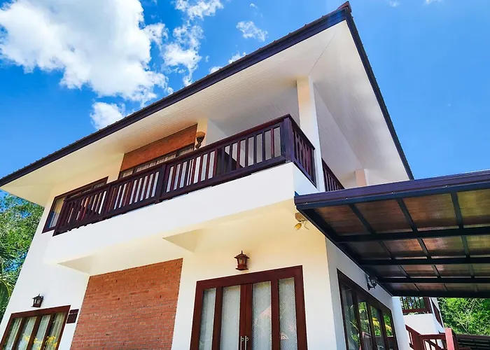 Baan Bhuwann Holiday Apartment