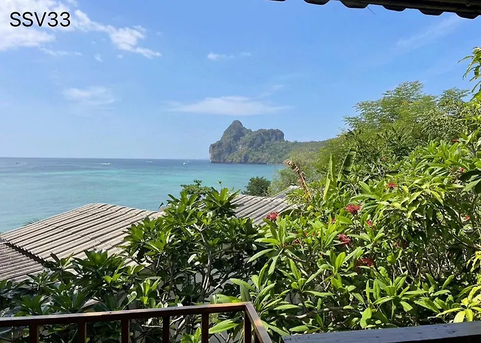 Phi Phi Cozy Seafront Resort