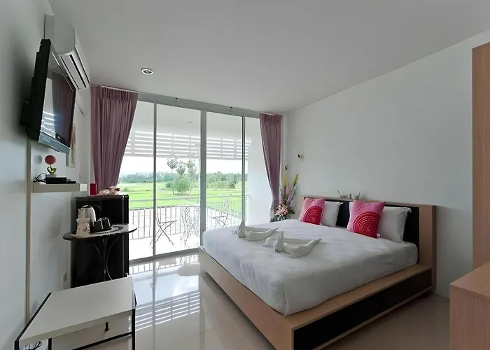 Phet Cha-Am Plaza&Resort