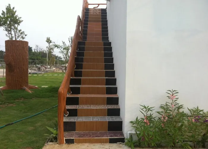 Suanmaihom Resort