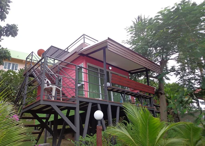 Hill Zone Home Stay By Little Paradise