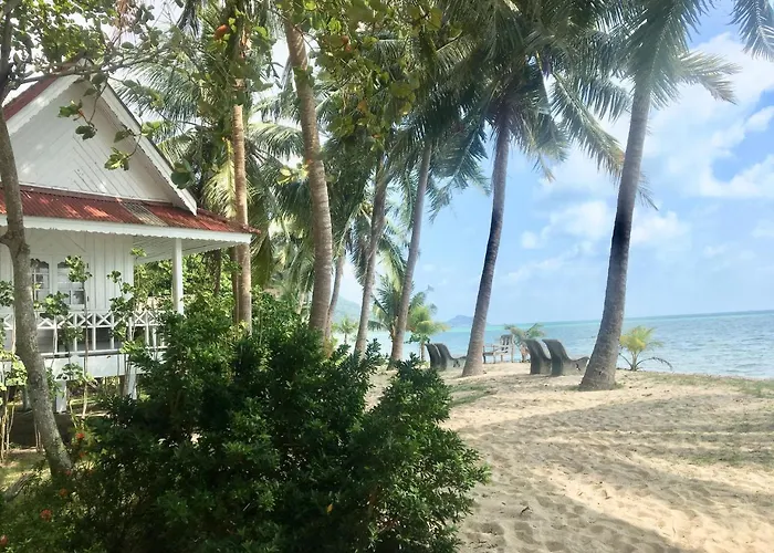 Triangle Lodge