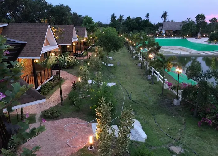 Changpuak Resort Damnoen Saduak