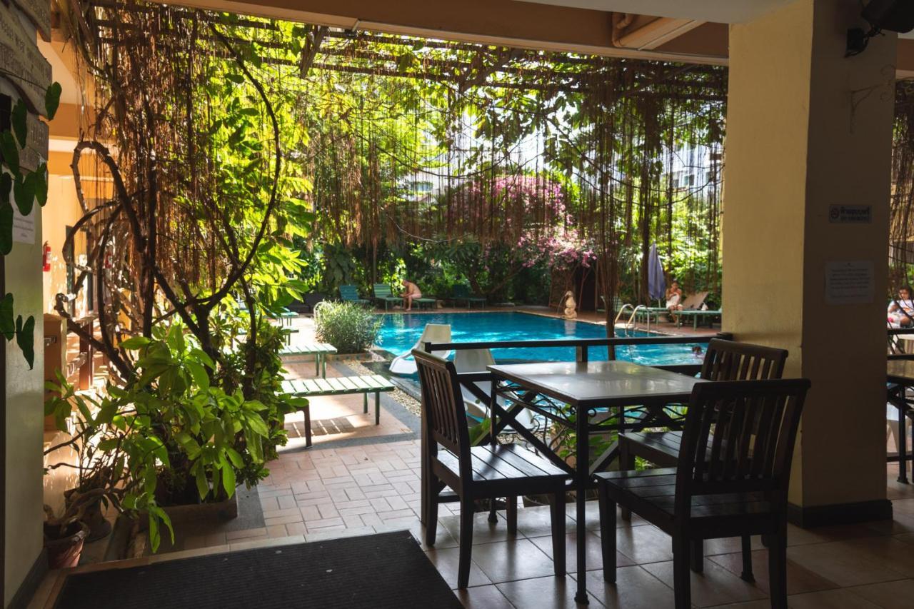 Opey De Place Hotel Pattaya