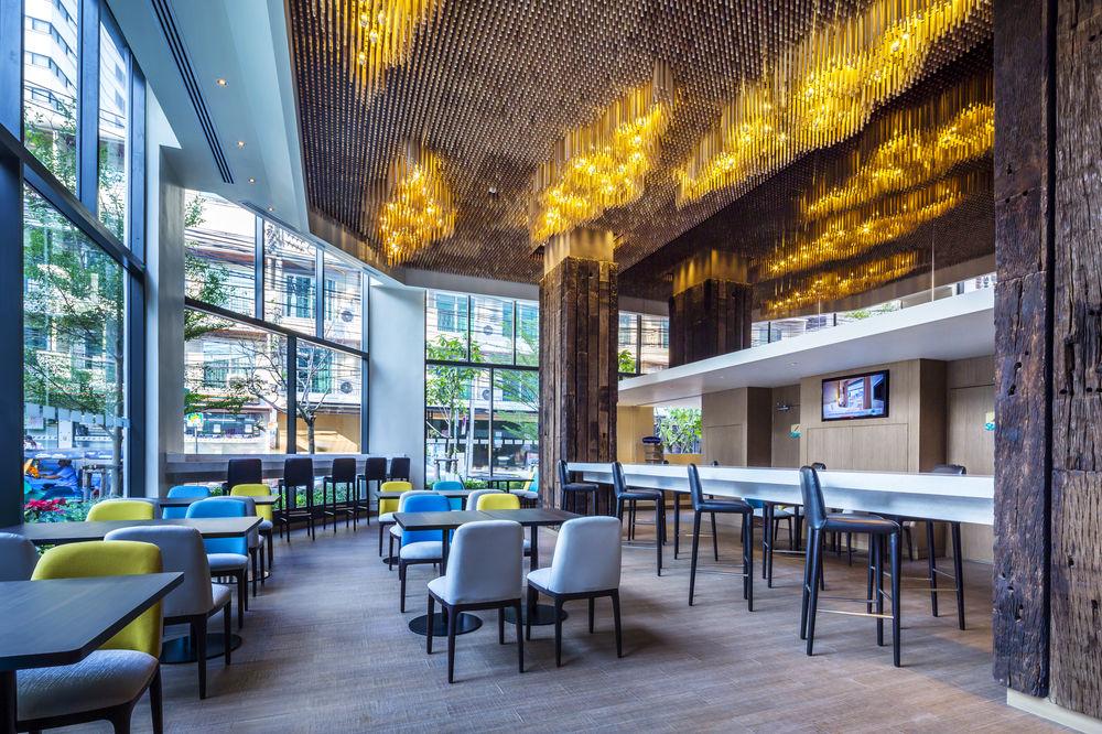 Hotel Express Sukhumvit 11 By Ihg Banguecoque