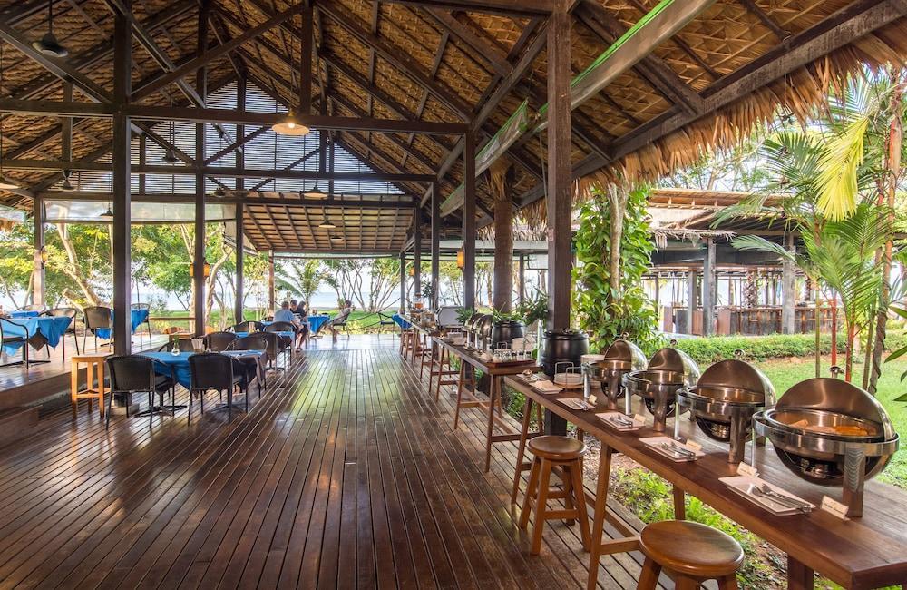Islanda Hideaway Resort 4*