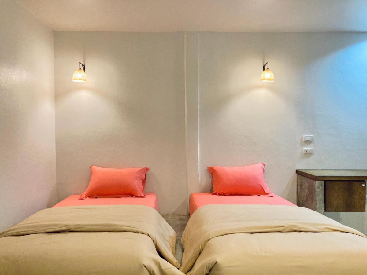 Bed & Breakfast Simple House -