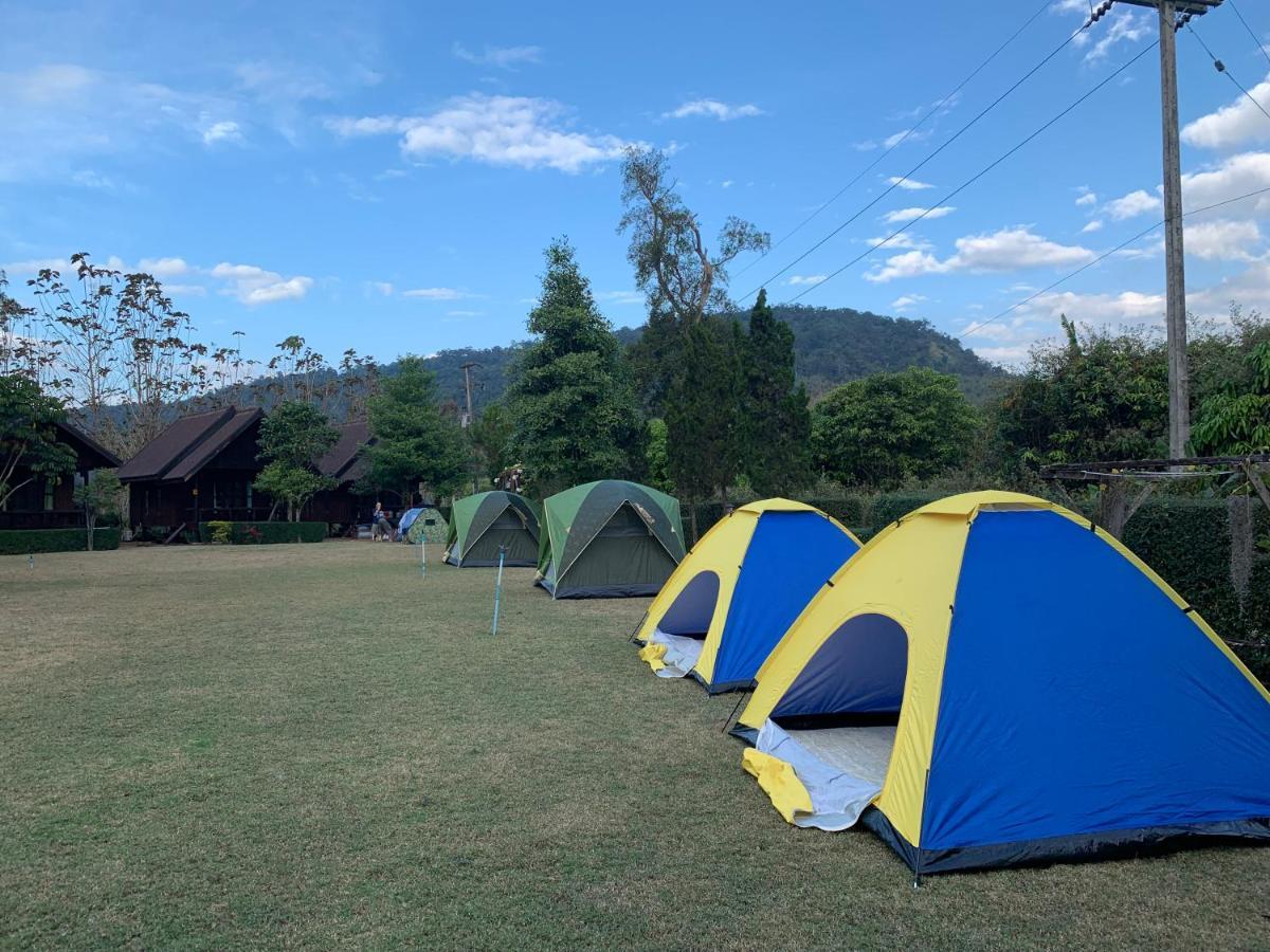 Baan Maikhiangphu Wang Nam Khiao Resort
