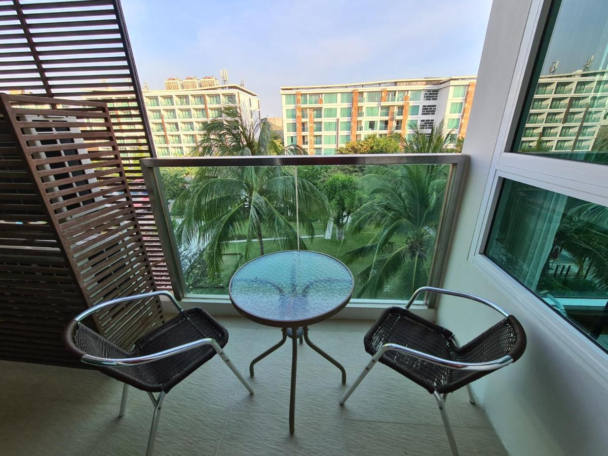 Amari Family Apartment