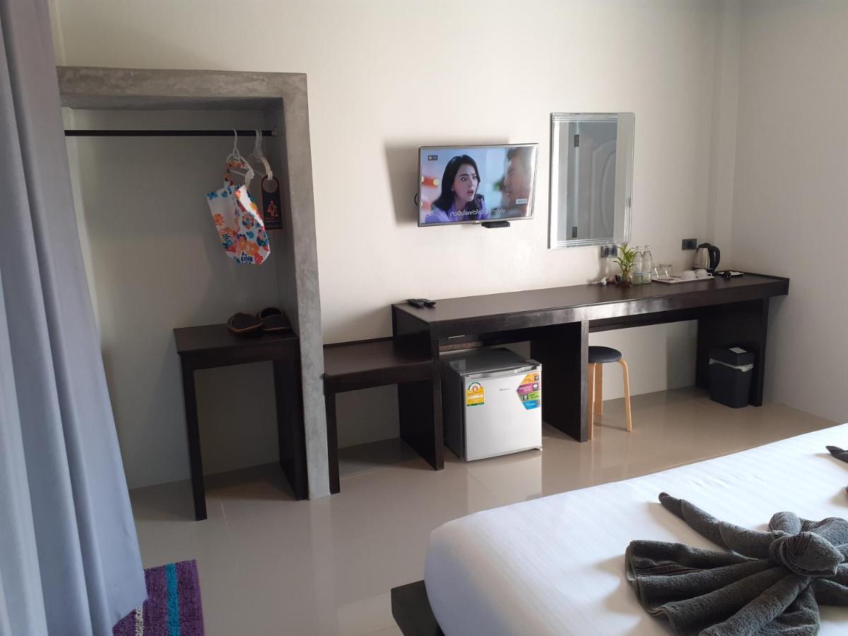 Lanta Daisy Koh Lanta