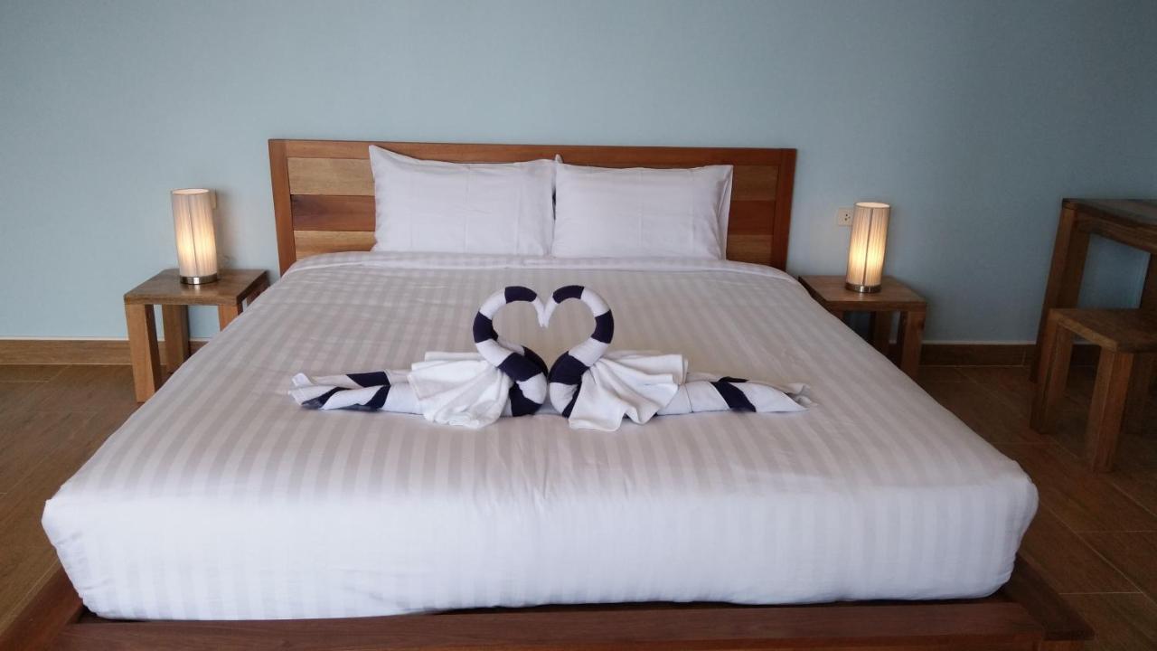 Le Grand Bleu Hotel Wok Tum