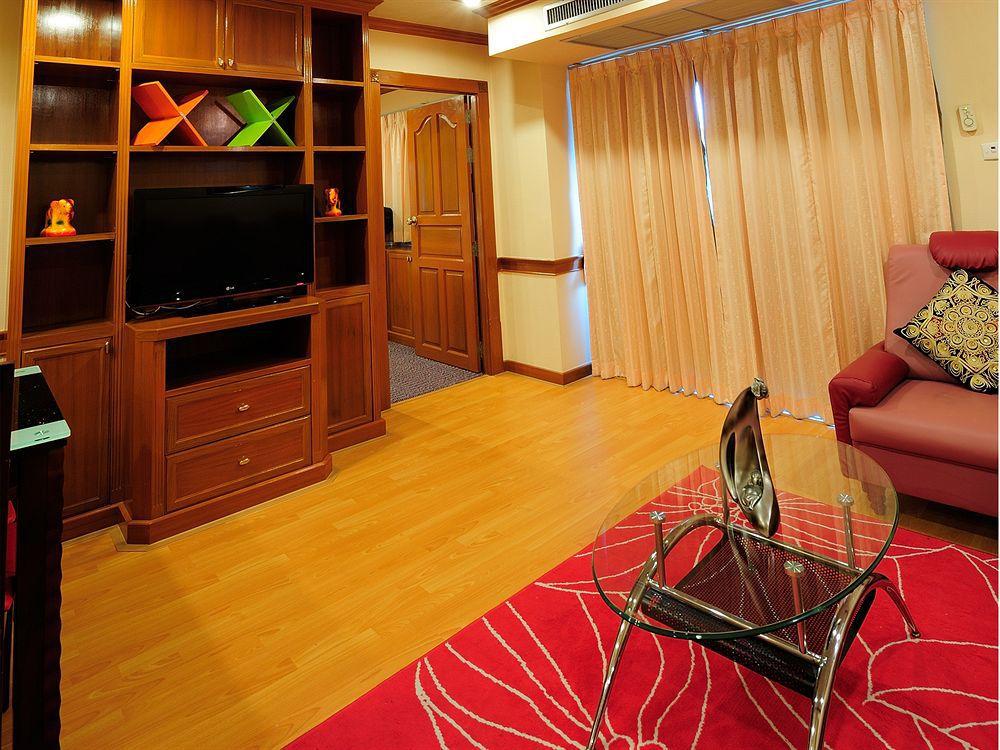 Hotel Oyo 796 Paradise Sukhumvit 3*