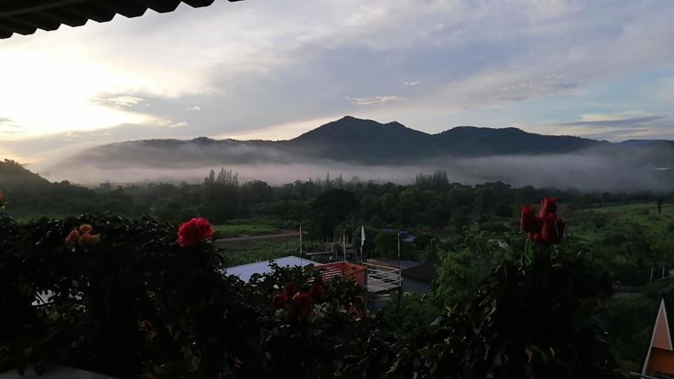 Ingmhok Resort 2*