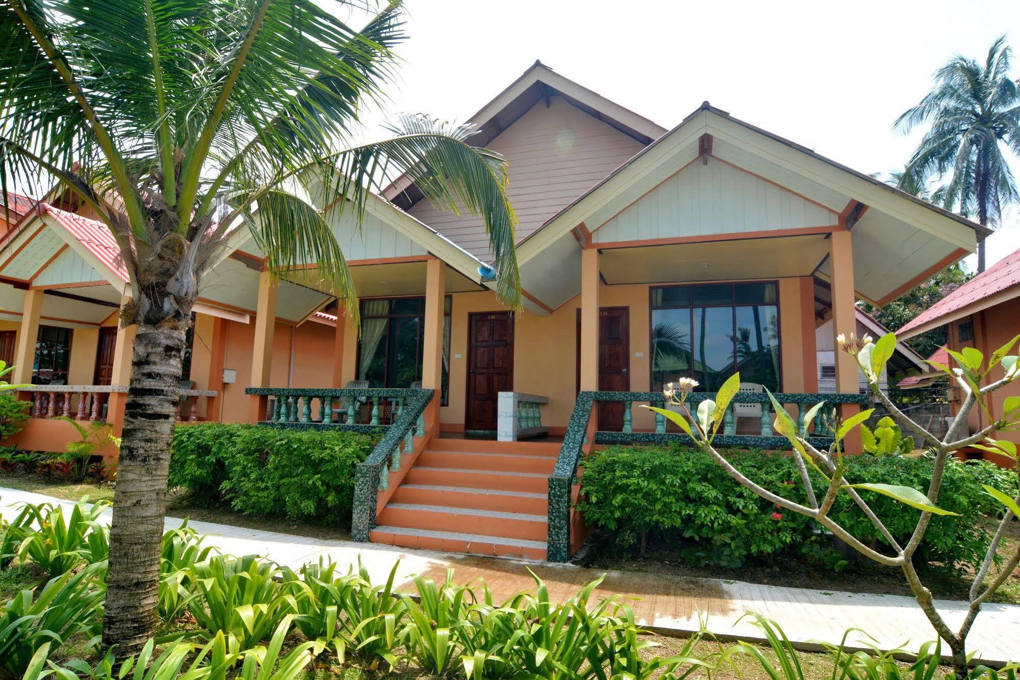 Lanta Emerald 3*