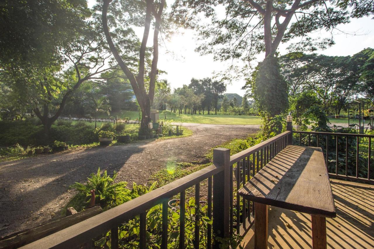 Resort The Harmony Suan Phueng