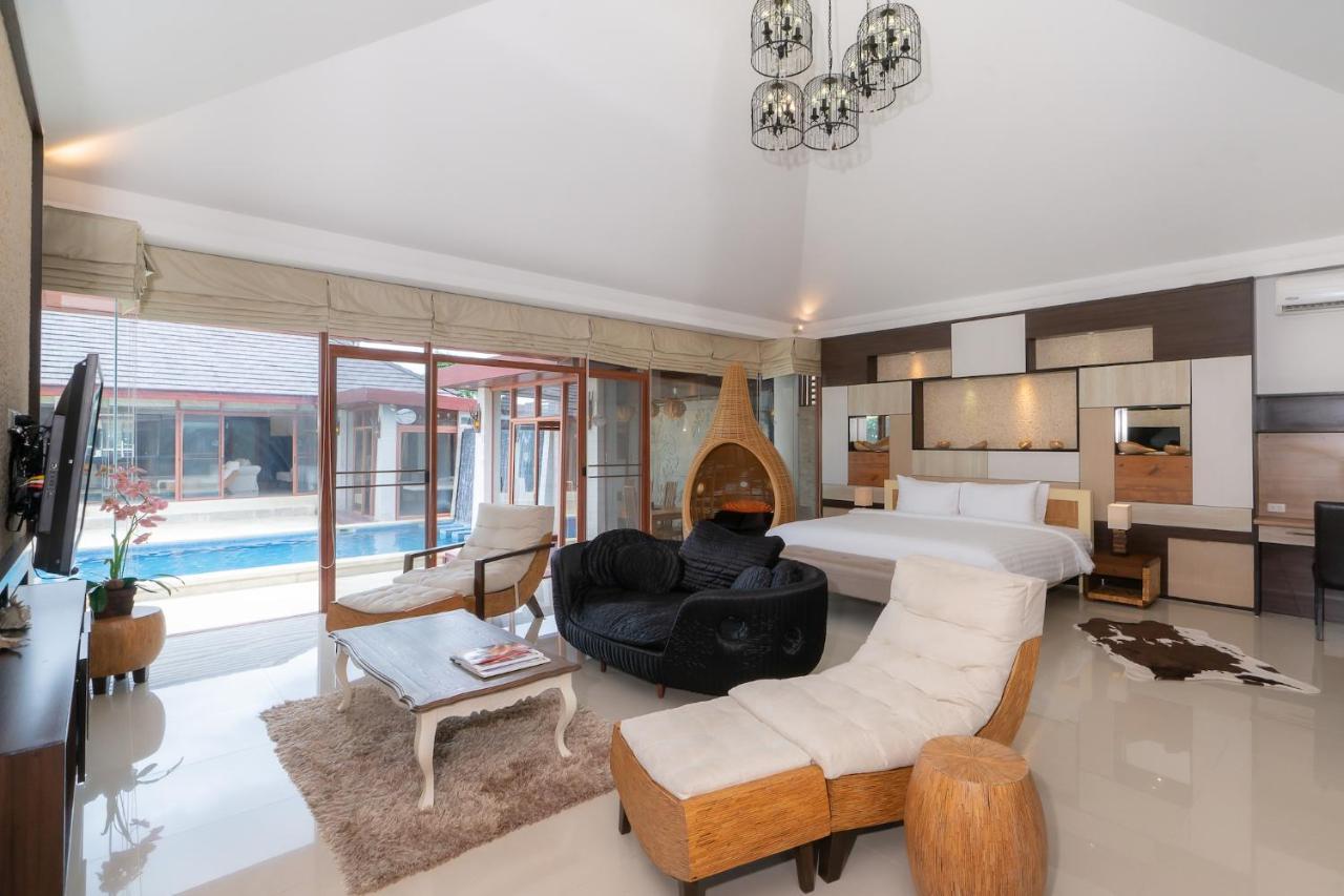 Dhevan Dara & - Pool Hua Hin