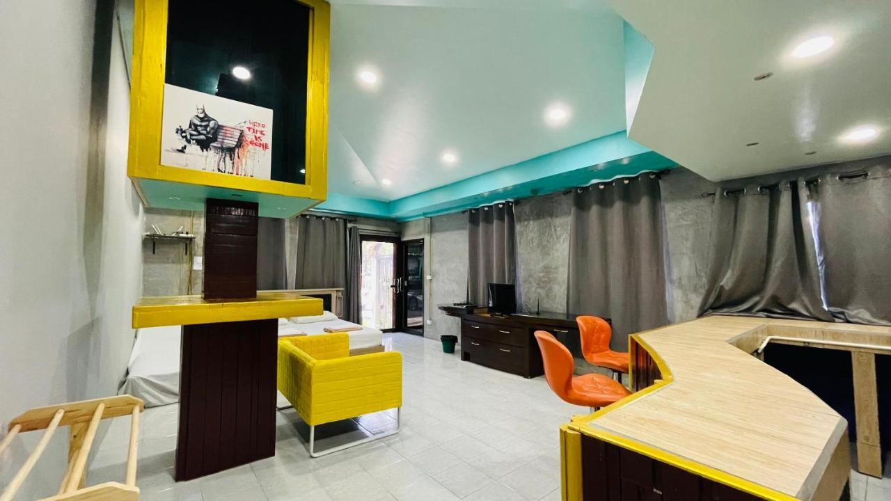 Hostel Super *