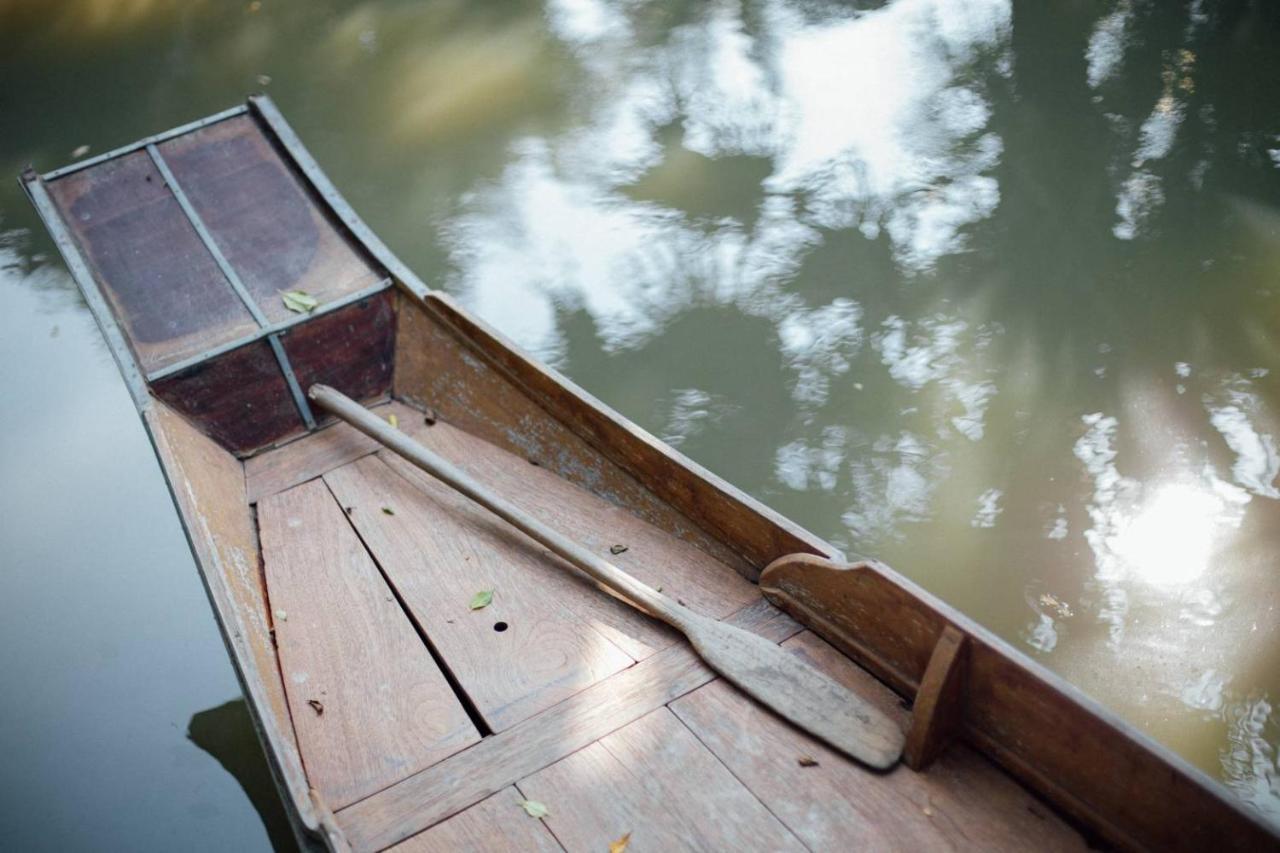 Baan Klong Damnoen Saduak