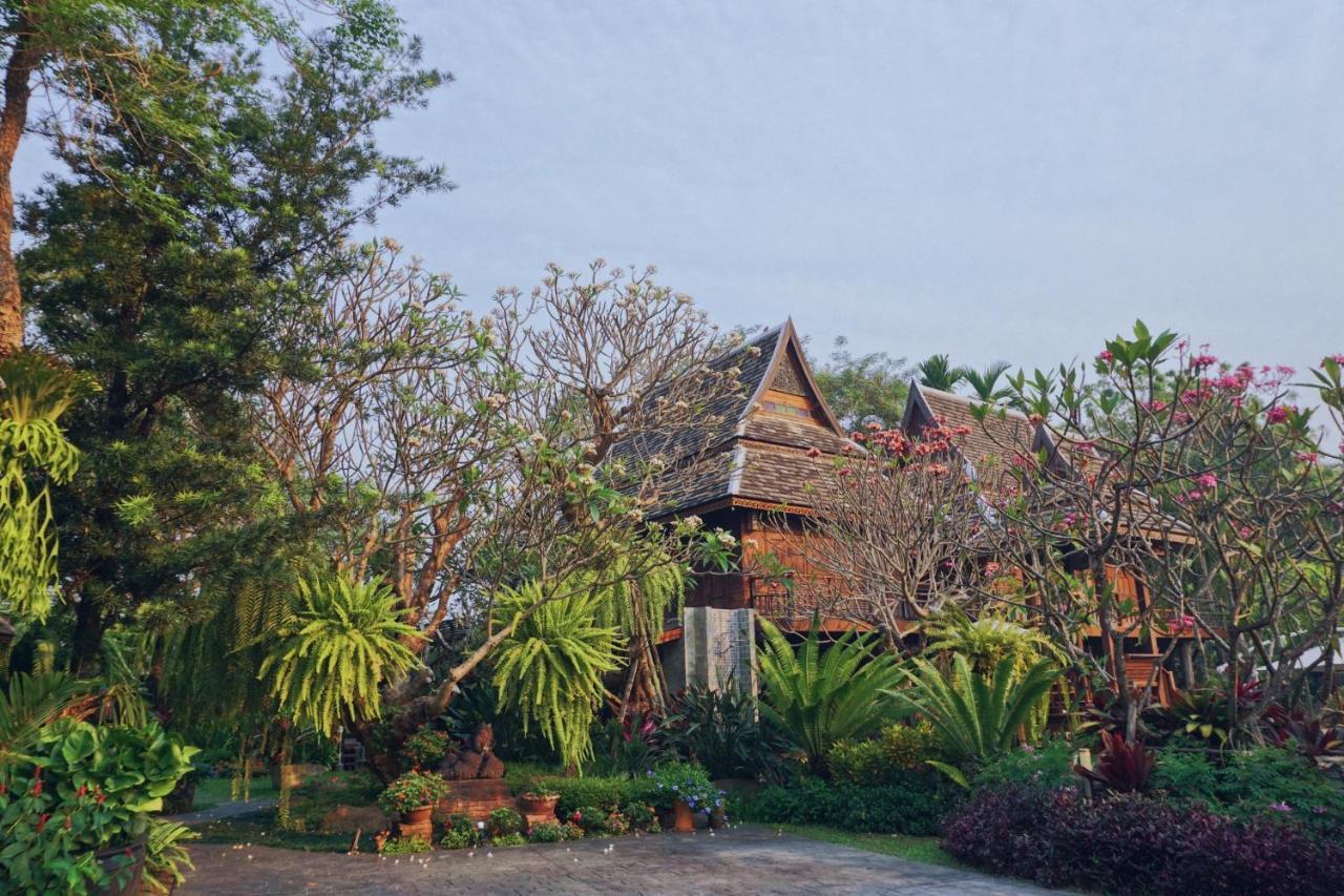 Resort Baansuwanburi - บ้านสุวรรณบุรี 3*