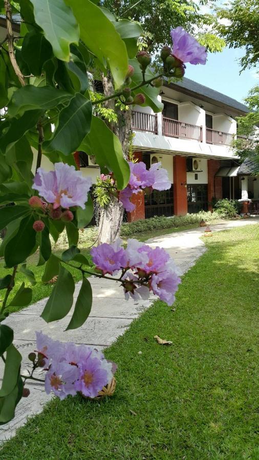 Hotel Korat 3*