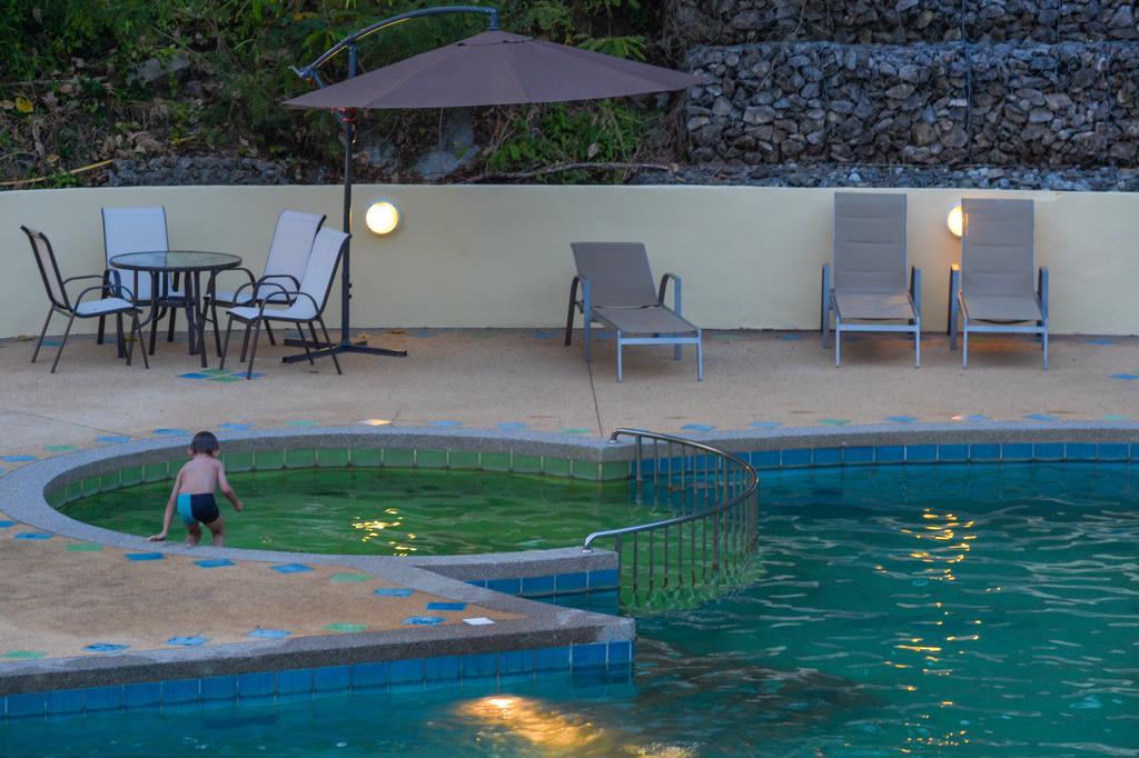 Icheck Klong Muang Hotel