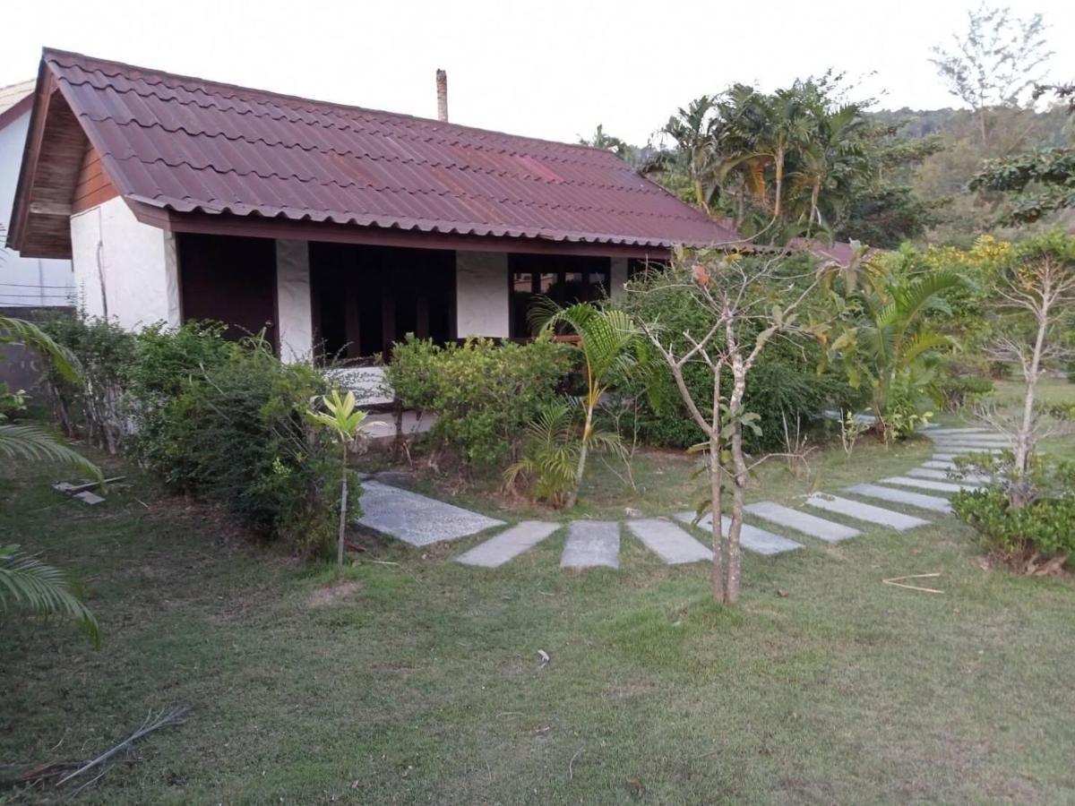 Lanta Mermaid Front Resort 3*