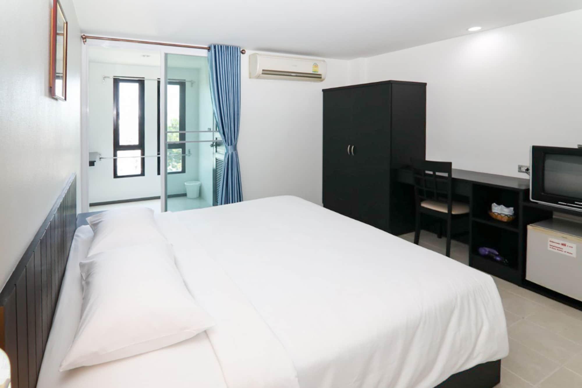 G House Hotel 3*