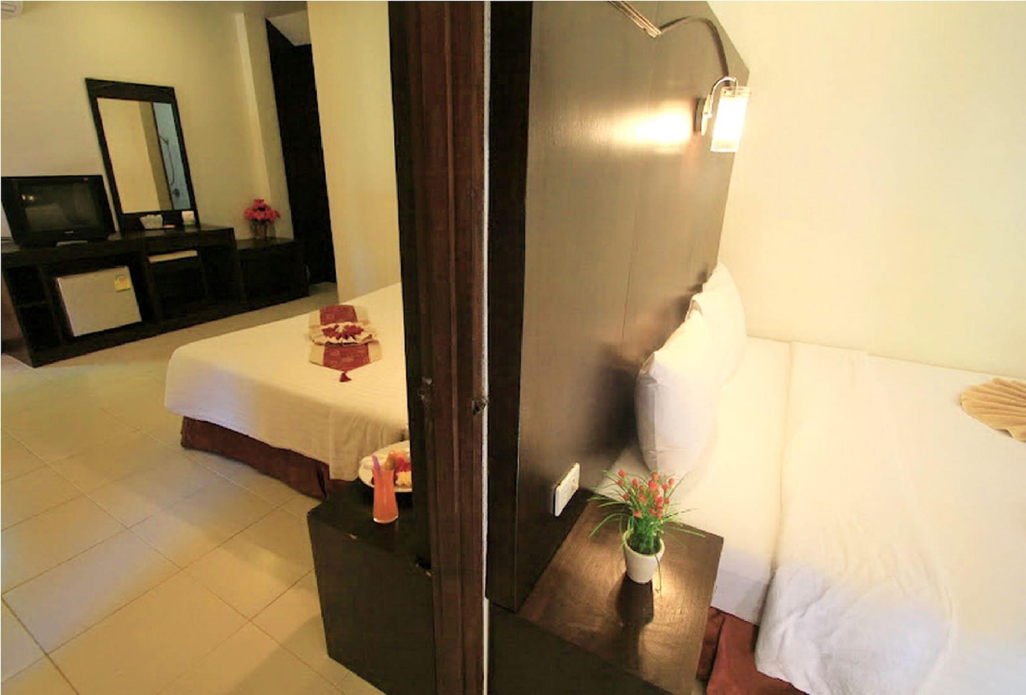 Lanta Pavilion - Resort 3*