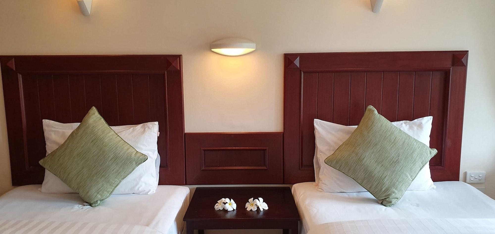 Isle Krabi-sha Resort Klong Muang Beach