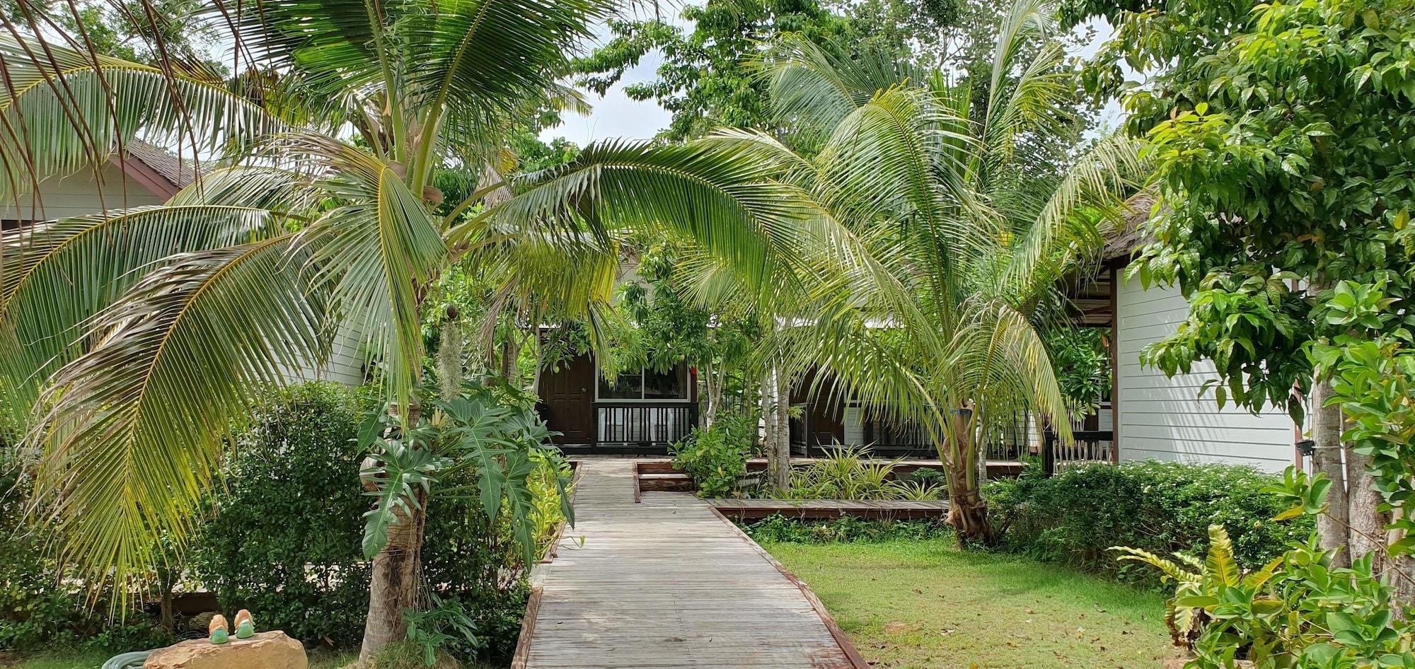 Isle Krabi-sha Resort