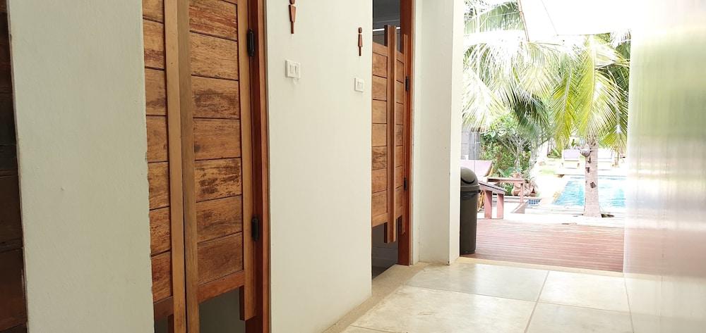 Isle Krabi-sha Resort