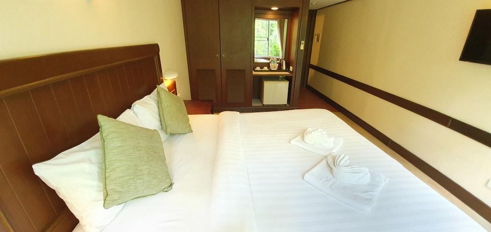 Isle Krabi-sha 3* Klong Muang Beach