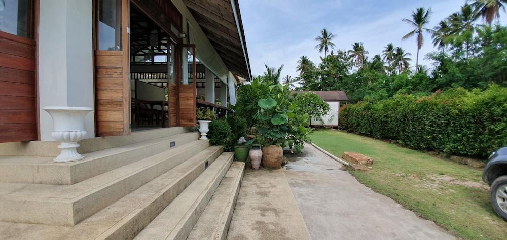 Resort Isle Krabi-sha Klong Muang Beach