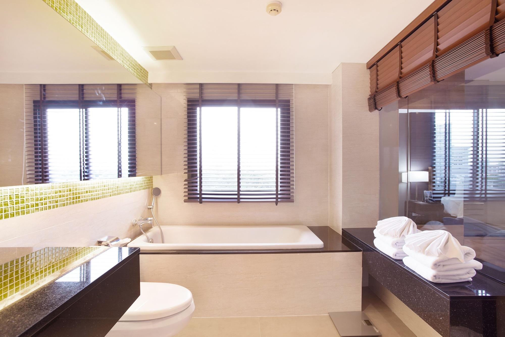 Hotel Mida Ngamwongwan - Sha
