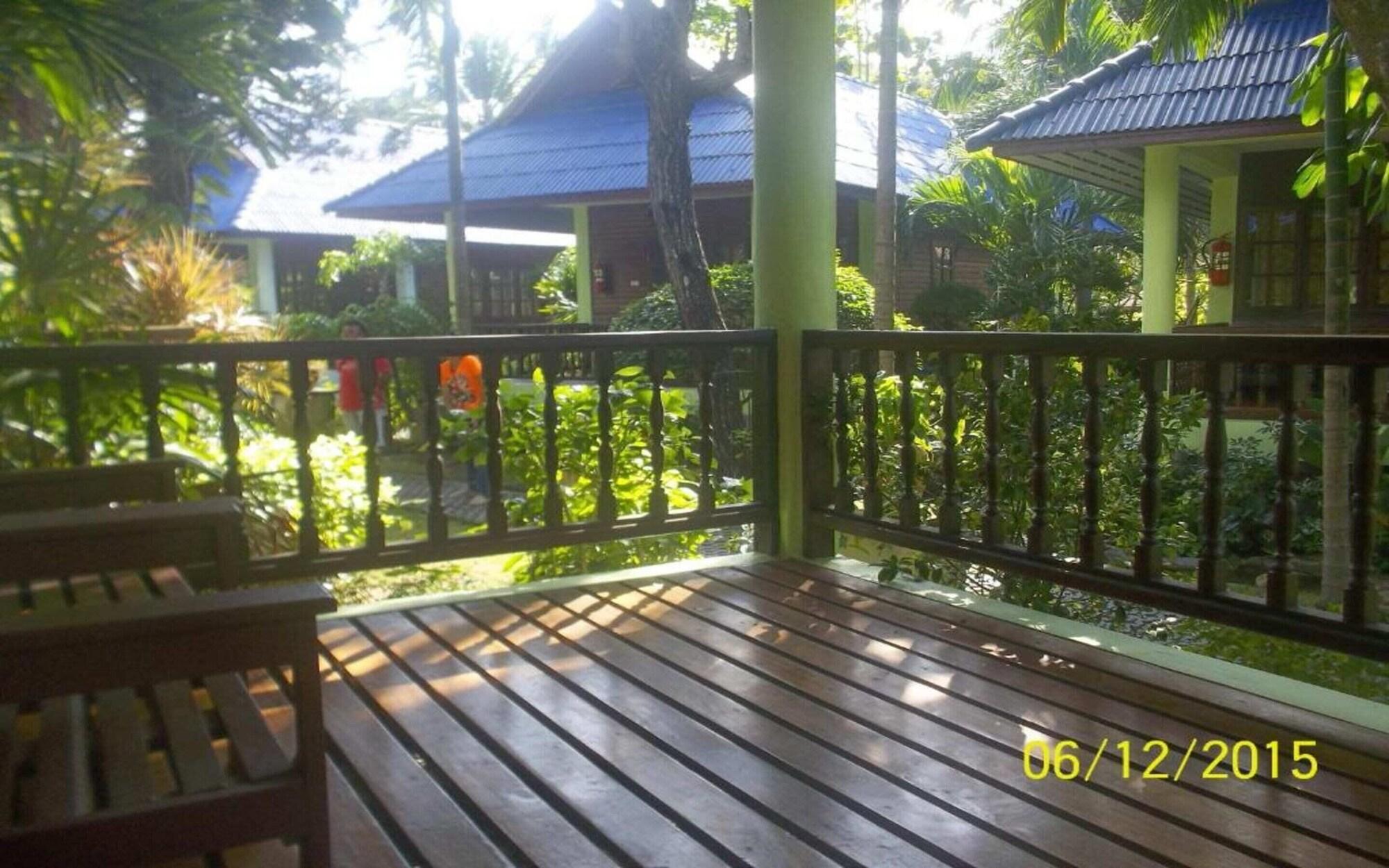 Resort Rin Haad Rin