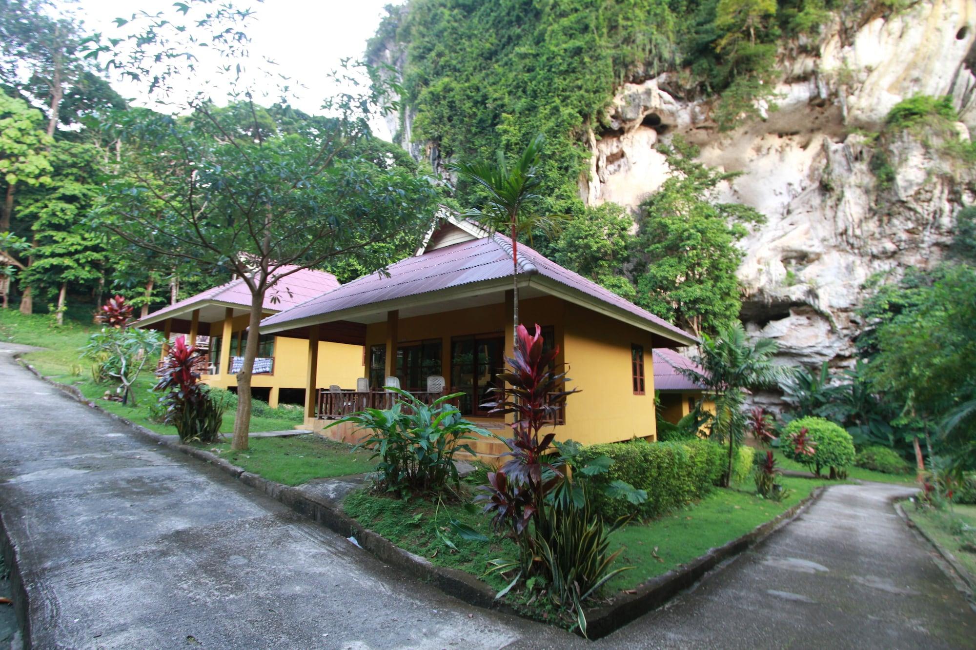Bay Resort 3*