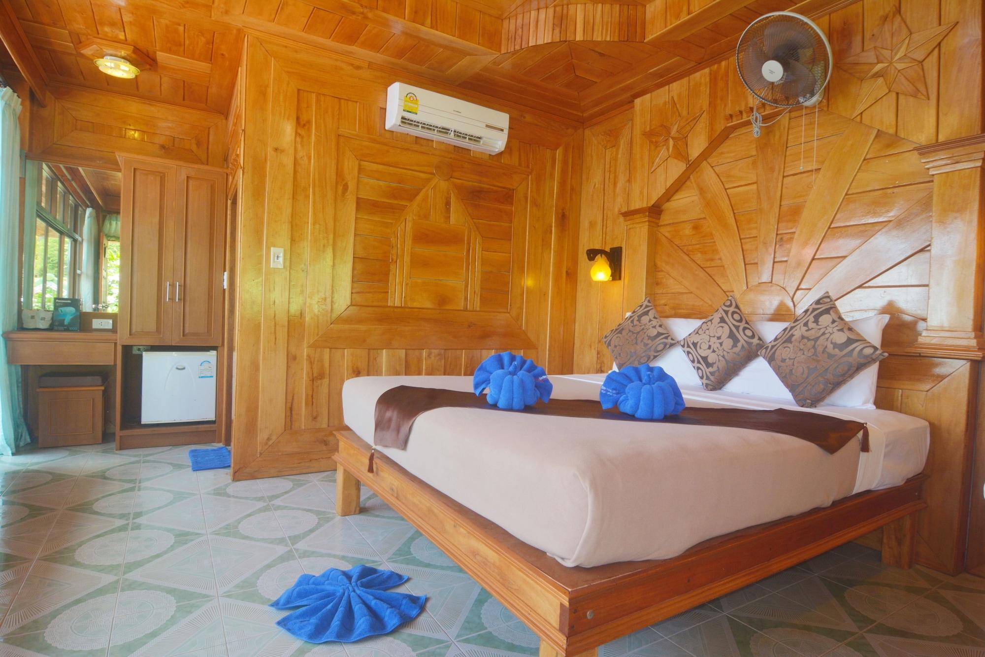 Resort Kantiang Bay View 2*
