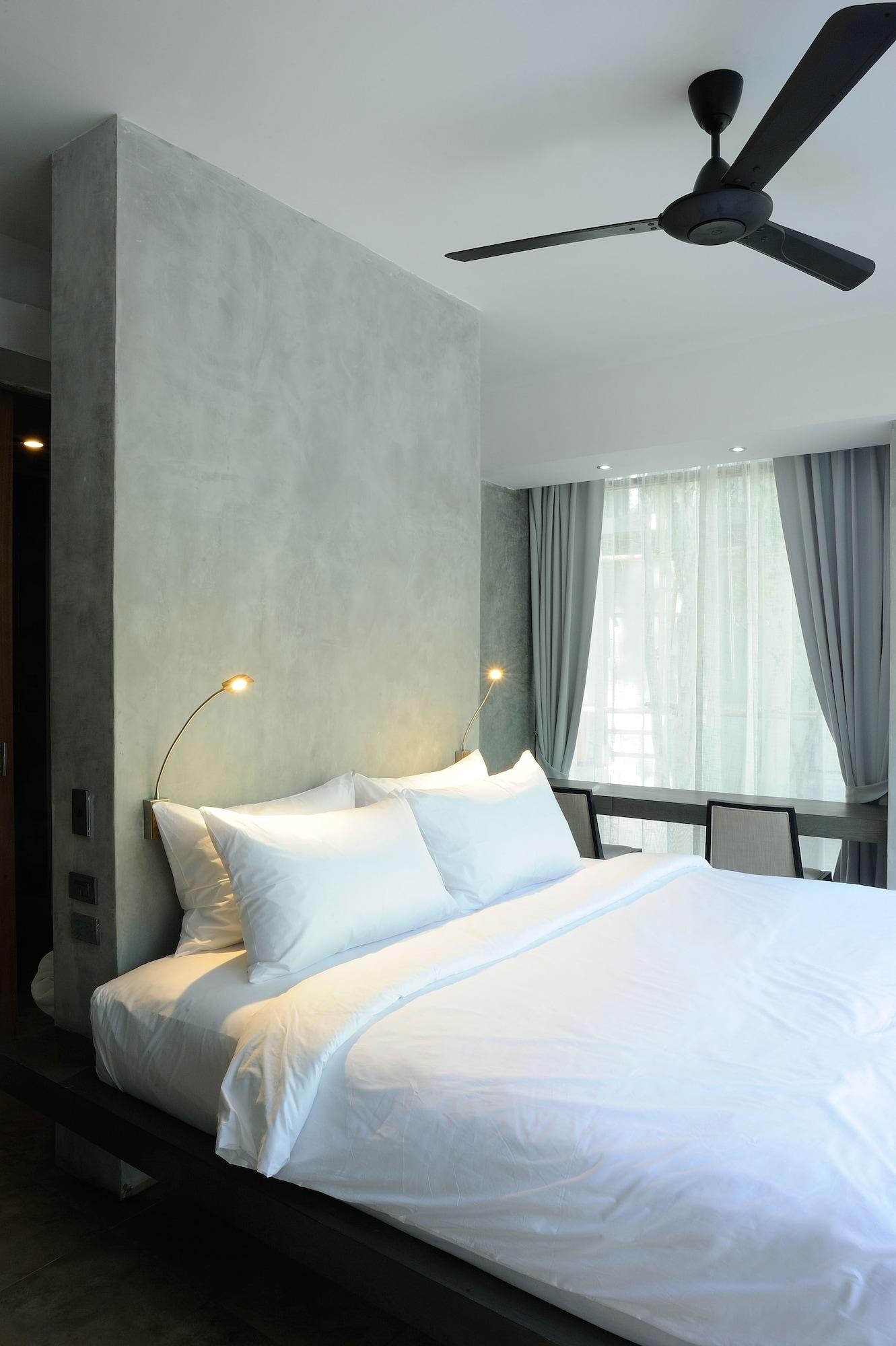Thalanena By The 4*