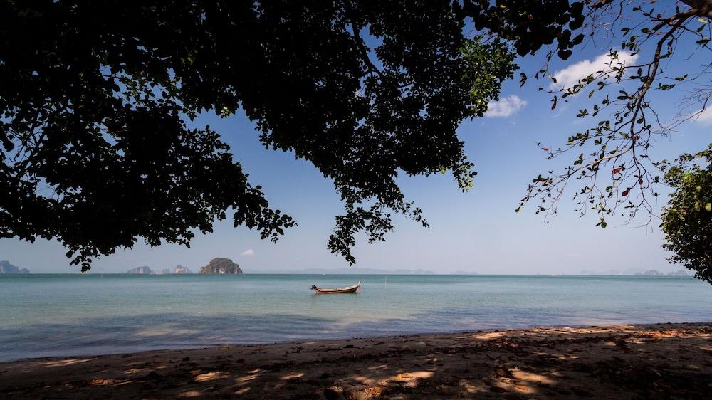 Thalanena By The 4* Tha Lane Bay