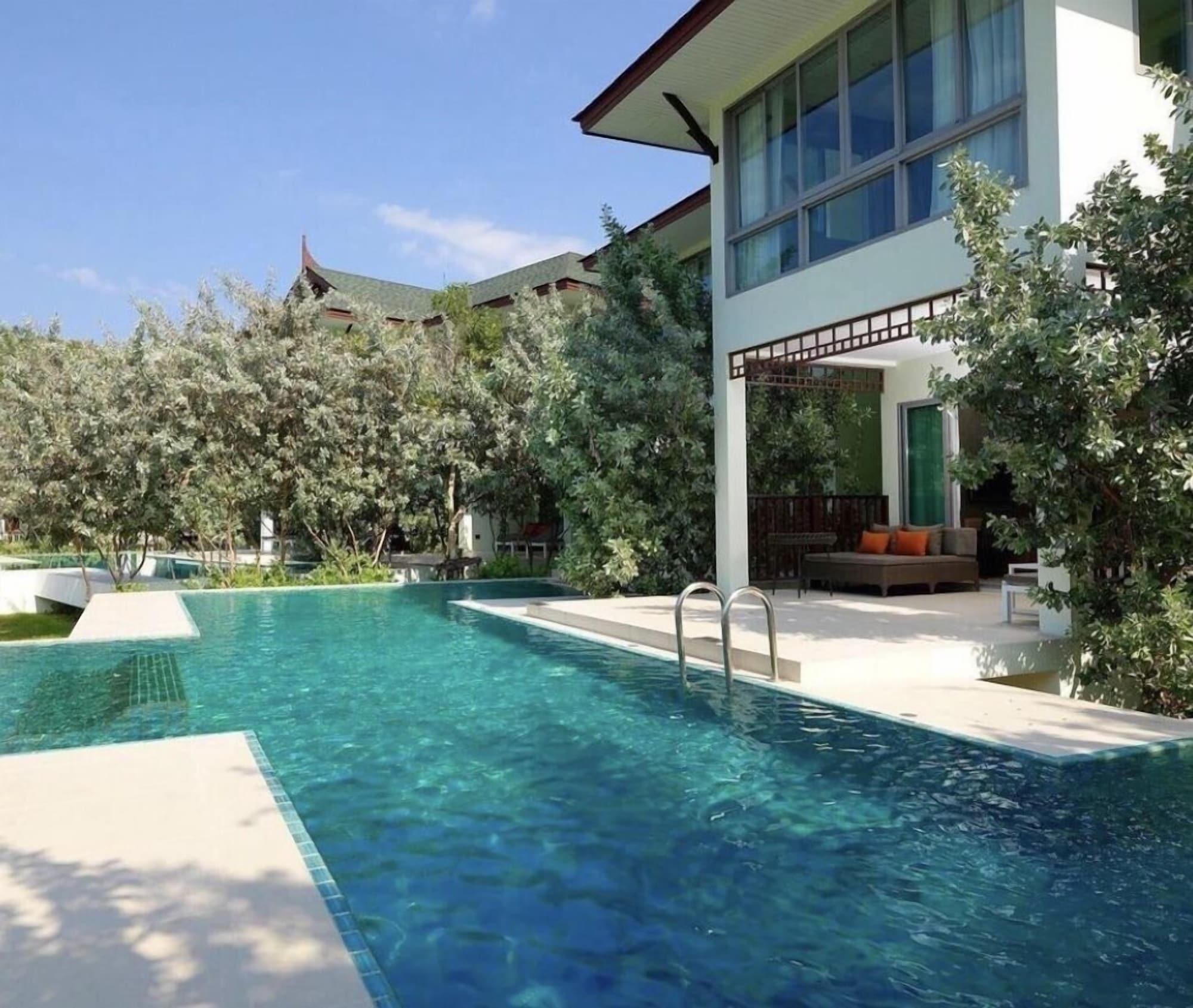 Resort Pp Princess Pool