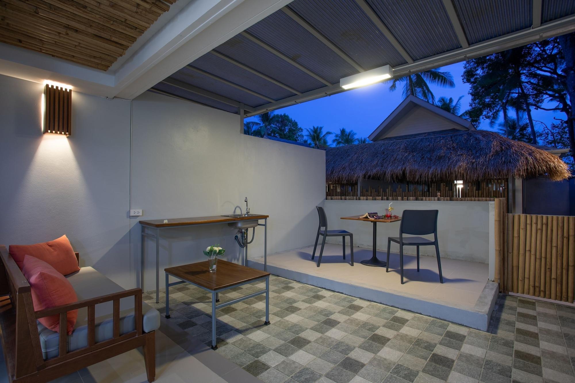 Hotel Cha-cha Krabi Beachfront