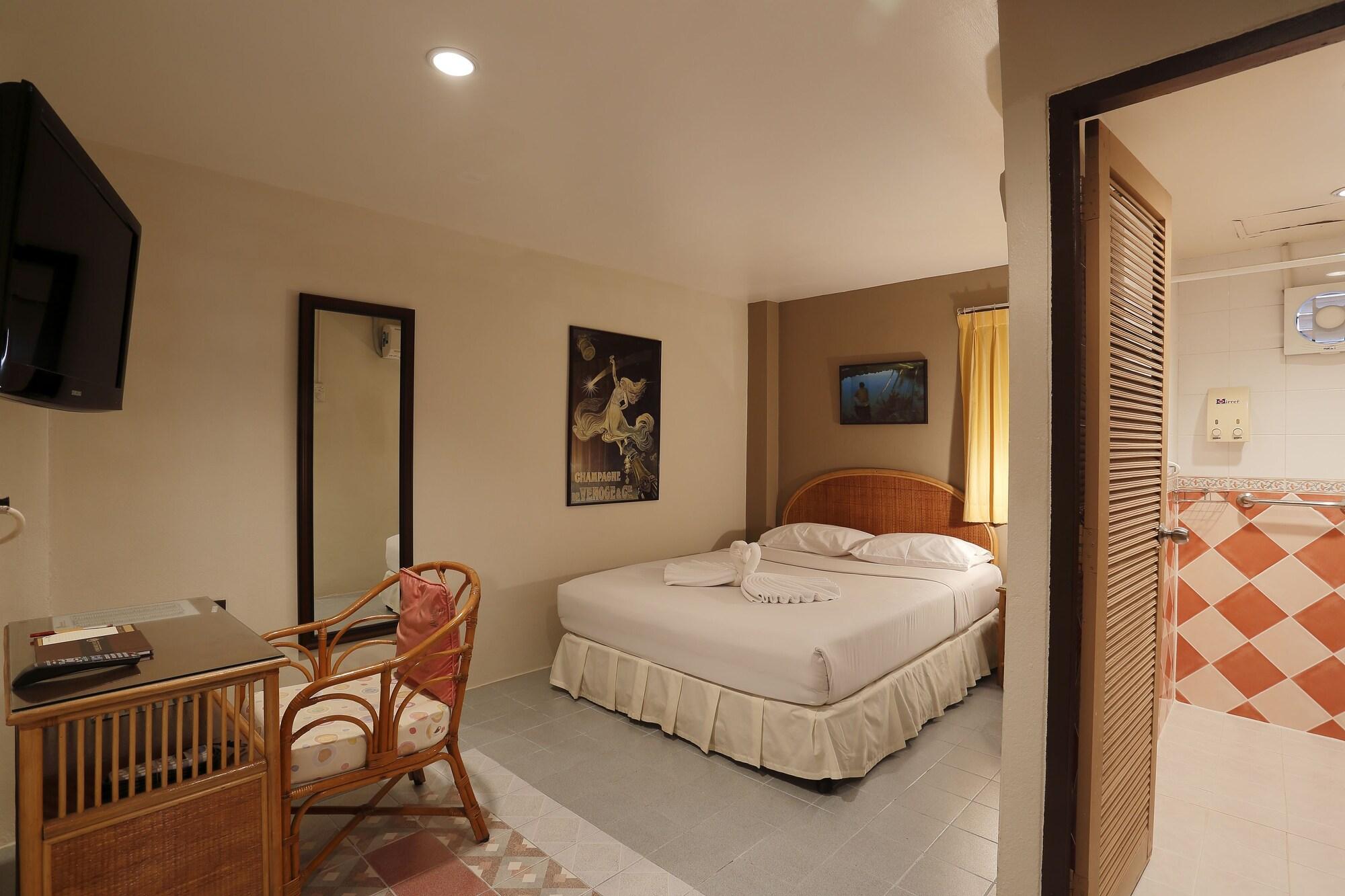Hotel Summer Breeze Patong