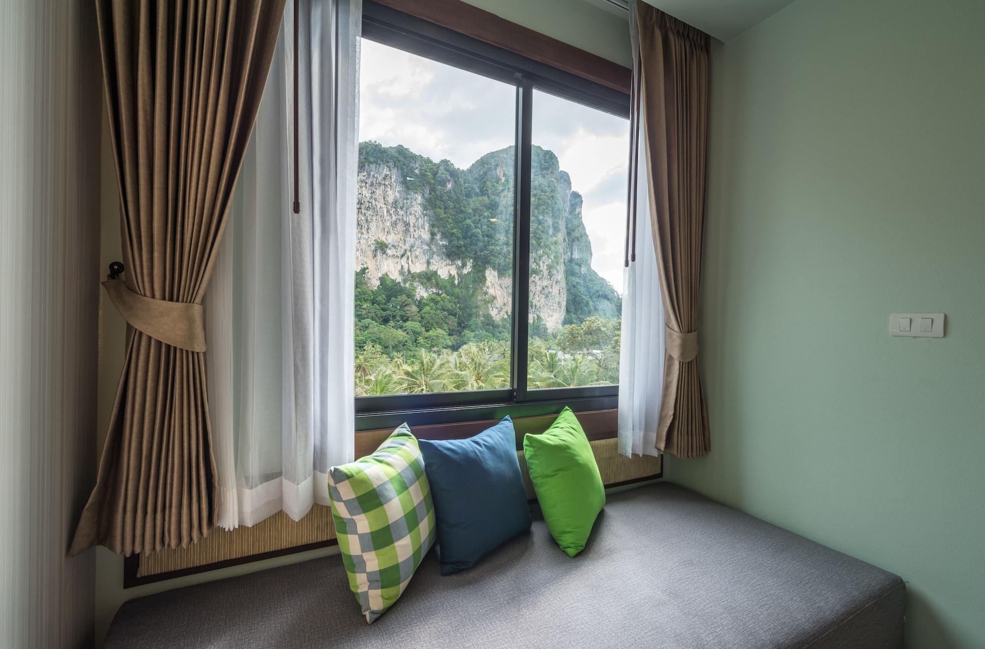 Andaman Breeze Hotel