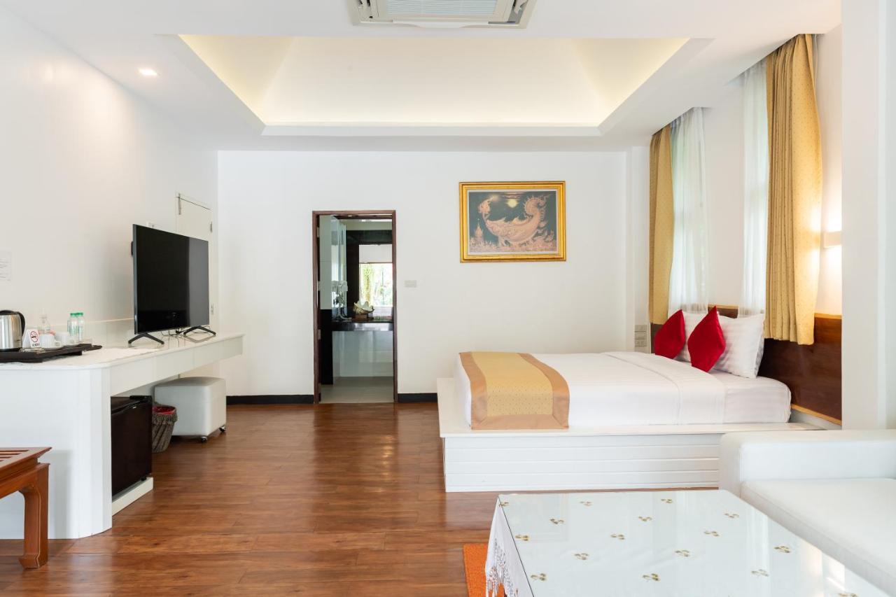 Hotel View Village 3*